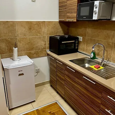 Farola Apartment *
